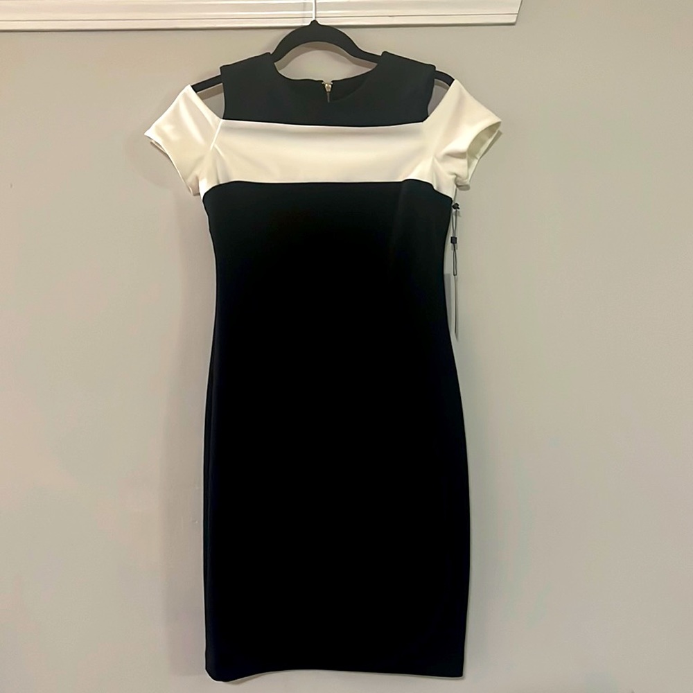 Black and white dress light weight stretchy and comfortable